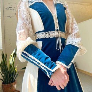 70s Blue Velvet & Cotton Lace Gunne Sax Dress w/Zippered Cuffs, Small/Medium
